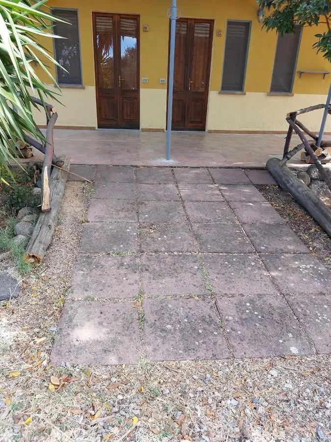 Alloggio per agriturismo Agriturismo I 13 Pini Di Putzu Anna Maria Giba Italia